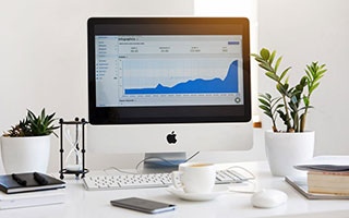 从“掉链子”到“拆链子”：阿森纳大胜维拉，捅破争冠最后一层心理窗户纸